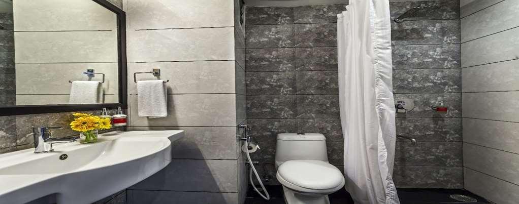 Hotel Oyo Townhouse 5 Jubilee Hills Hyderabad Habitación foto